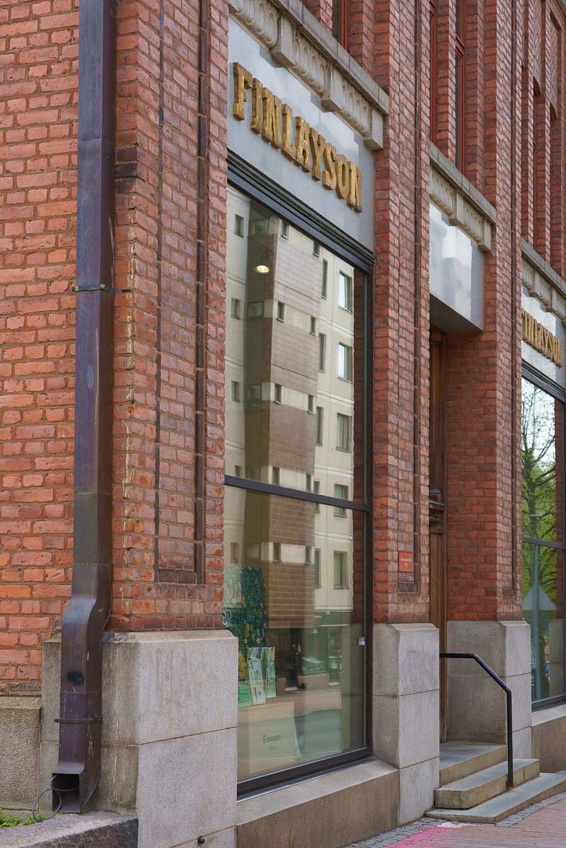 Finlaysonin tehtaanmyymälä tampereella, Valokuva.