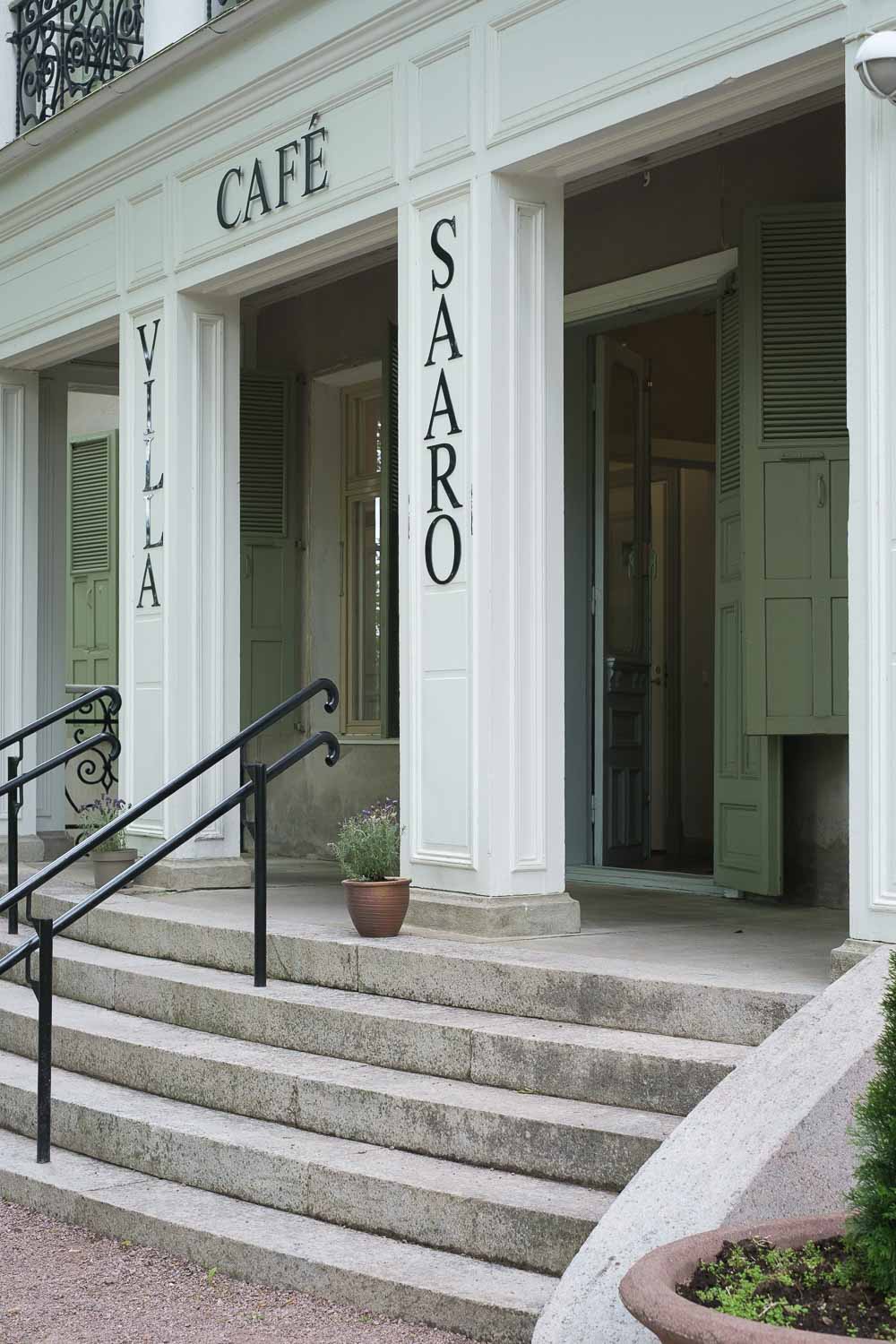 Ruissalon Saaronniemi ja cafe Saaro. Valokuva.