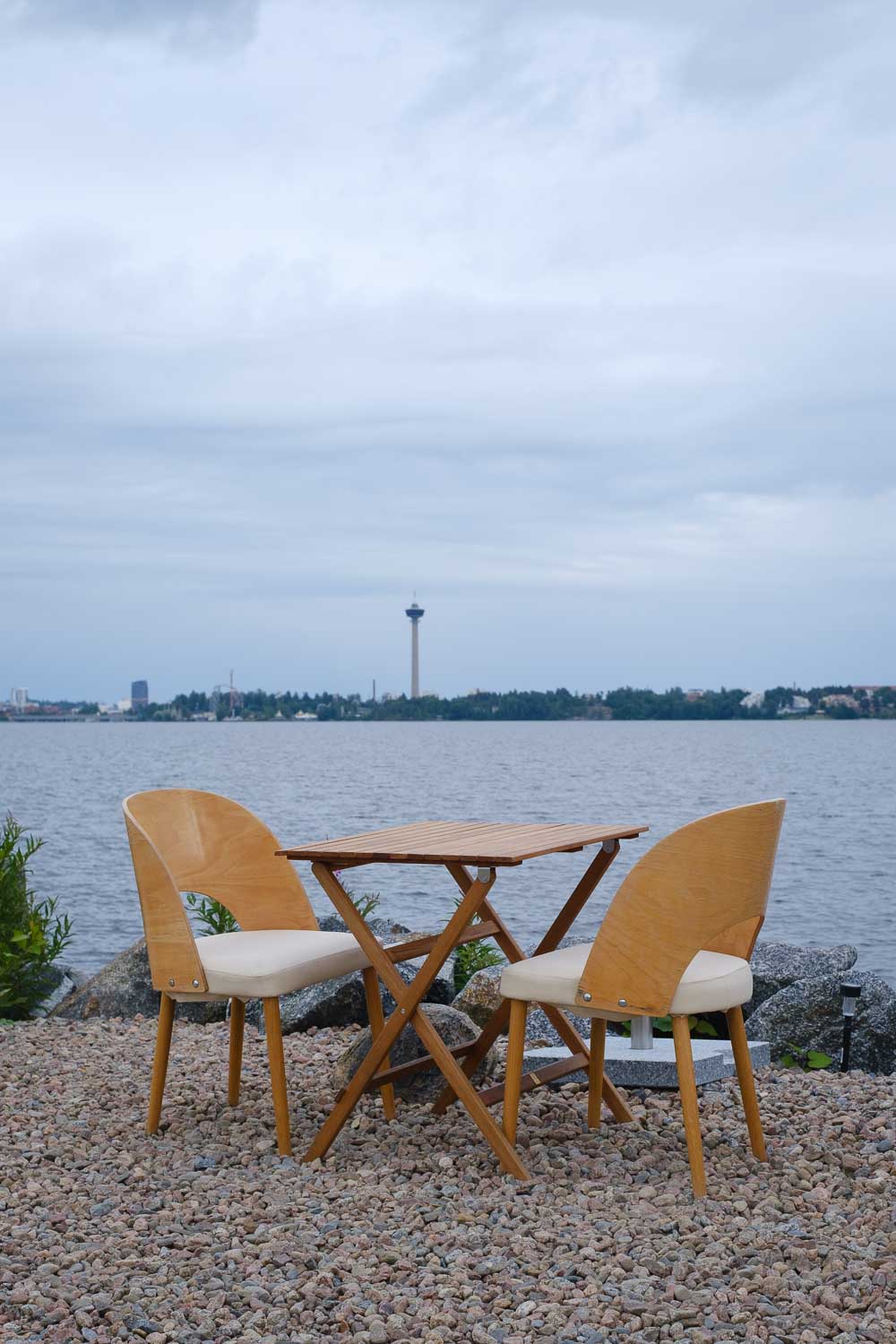 Halkoniemen sataman tropico ravintola. Valokuva.